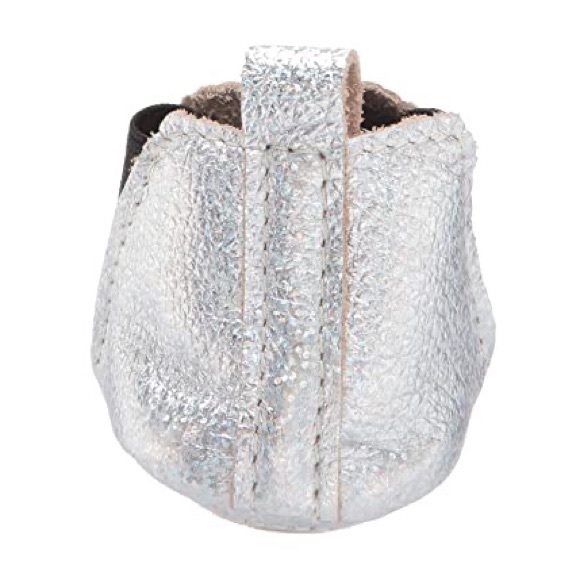 NIB! FRESHLY PICKED Mini Sole Silver Chelsea Boots - Picture 3 of 7